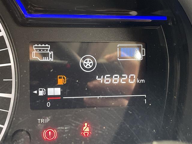 ノート ｅ－パワー　Ｘ　純正ナビ　全周囲カメラ　バックカメラ　ＥＴＣ　純正ドライブレコーダー　純正フロアマット　ステアリングスイッチ　デジタルインナーミラー　プッシュスタート　スマートキー　スペアキー１本　ＬＥＤヘッドライト（14枚目）