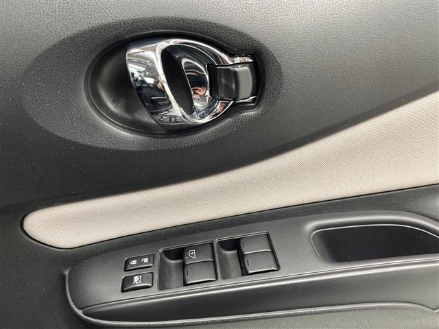 ノート ｅ－パワー　Ｘ　純正ナビ　全周囲カメラ　バックカメラ　ＥＴＣ　純正ドライブレコーダー　純正フロアマット　ステアリングスイッチ　デジタルインナーミラー　プッシュスタート　スマートキー　スペアキー１本　ＬＥＤヘッドライト（21枚目）