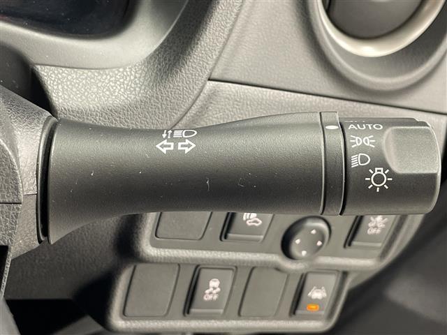 ノート ｅ－パワー　Ｘ　純正ナビ　全周囲カメラ　バックカメラ　ＥＴＣ　純正ドライブレコーダー　純正フロアマット　ステアリングスイッチ　デジタルインナーミラー　プッシュスタート　スマートキー　スペアキー１本　ＬＥＤヘッドライト（23枚目）