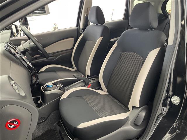 ノート ｅ－パワー　Ｘ　純正ナビ　全周囲カメラ　バックカメラ　ＥＴＣ　純正ドライブレコーダー　純正フロアマット　ステアリングスイッチ　デジタルインナーミラー　プッシュスタート　スマートキー　スペアキー１本　ＬＥＤヘッドライト（30枚目）