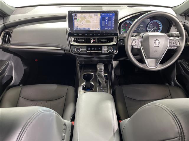 クラウンハイブリッド RSアドバンス 純正8型ナビ MR トヨタセーフティセンス Bカメラ BSM ETC2.0 本革シート シートヒーター シートベンチレーション 革巻ステアリング パドルシフト HUD 追従クルコン 純18AW(2枚目)