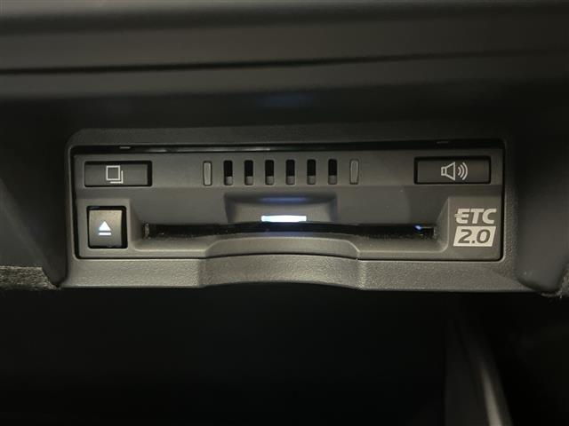 クラウンハイブリッド RSアドバンス 純正8型ナビ MR トヨタセーフティセンス Bカメラ BSM ETC2.0 本革シート シートヒーター シートベンチレーション 革巻ステアリング パドルシフト HUD 追従クルコン 純18AW(21枚目)