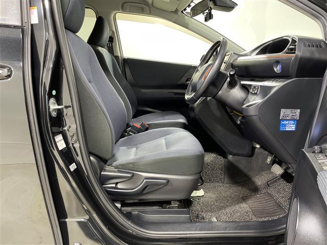 シエンタ ハイブリッドG 純正ナビ 両側電動 セーフティセンス Bカメラ ETC LED 前後ドラレコ スマートキー 純15AW オートライト フォグランプ ドアバイザー フロアマット 電格ミラー 保証書 取説(23枚目)