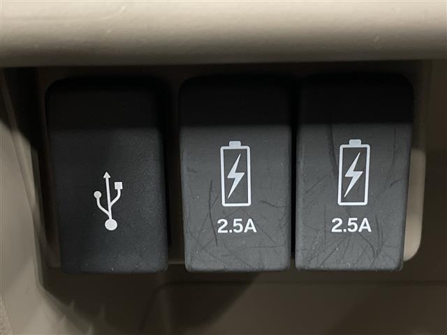 N-WGN G SSパッケージII 純正SDナビゲーション Bカメラ スマートキー スペアキー ETC プッシュスタート 純正フロアマット ステアリングスイッチ 保証書 取扱説明書 電動格納ミラー W+サイドエアバッグ USB BT(8枚目)