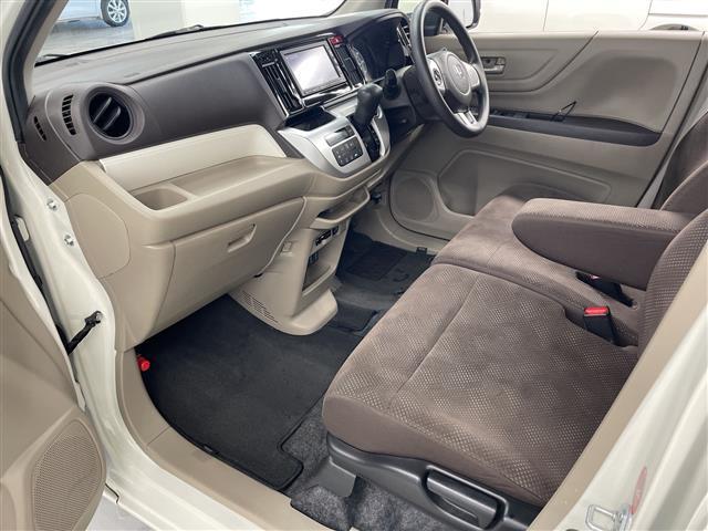 N-WGN G SSパッケージII 純正SDナビゲーション Bカメラ スマートキー スペアキー ETC プッシュスタート 純正フロアマット ステアリングスイッチ 保証書 取扱説明書 電動格納ミラー W+サイドエアバッグ USB BT(30枚目)