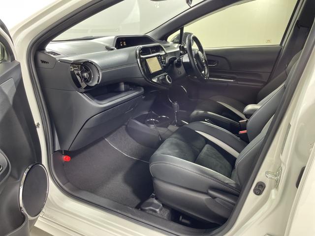 アクア 純正7インチナビ セーフティセンス バックカメラ 追従クルコン シートヒーター ETC2.0 LEDヘッドライト 純正フロアマット 純正17インチAW スぺキー オートマチックハイビーム 取扱説明書(8枚目)