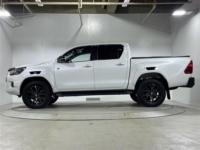 ハイラックス Z GRスポーツ 4WD 純正8インチディスプレイオーディオ パノラミックビューモニター アダプティブクルーズコントロール 前後ドライブレコーダー 純正フロアマット スマートキー ソフトトノカバー ラダーフレーム(32枚目)