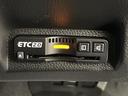 ヴェゼル ｅ：ＨＥＶ　Ｚ　ワンオーナー　ホンダコネクトディスプレー　フルセグＴＶ　ホンダセンシング　クルーズコントロール　ＢＳＭ　電動バックドア　ワイアレス充電器　４ＷＤ　スペアキー本　バックカメラ　ハーフレザー　ＥＴＣ２．０（5枚目）