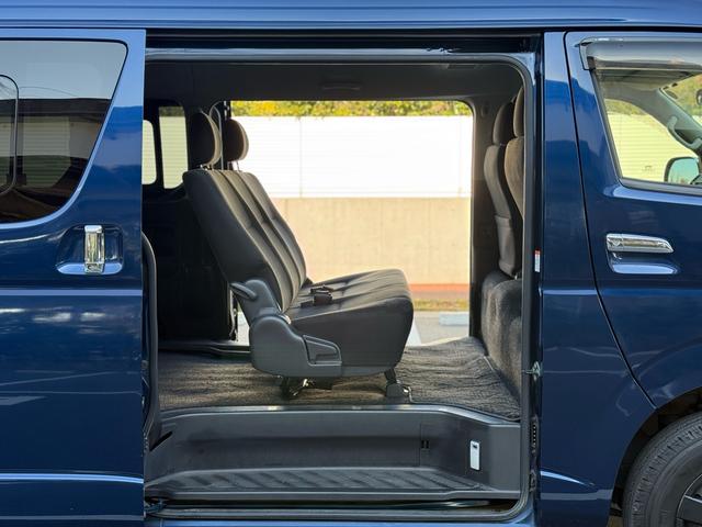 ハイエースバン ロングワイドスーパーGL 4WD ナビ テレビ バックモニター ETC セーフティセンス(16枚目)