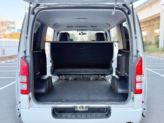 メーター改ざん歴（詳細後述）がございますが、エンジン・ミッションの異常や異音、オイル漏れや水漏れもなくとても良好な状態です。フレーム等も細かくチェックし、修復歴がないことも確認しております。