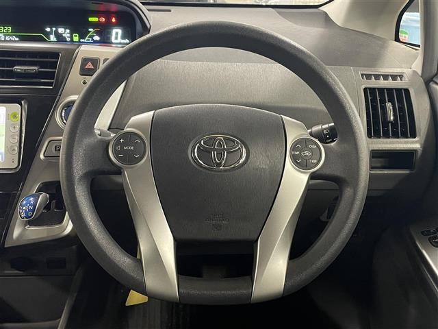 プリウスアルファ S(2枚目)