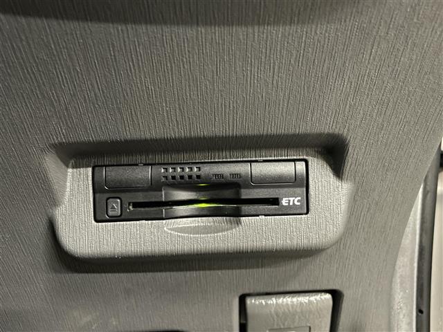 プリウスアルファ S(5枚目)