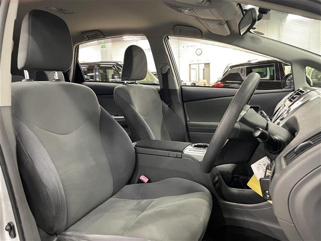 プリウスアルファ S(14枚目)