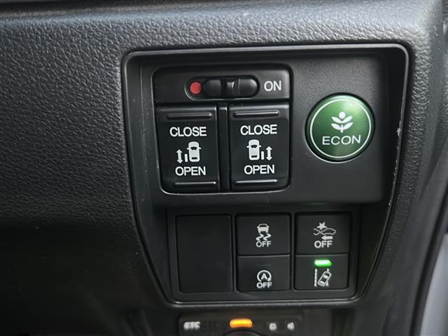 オデッセイ アブソルート（10枚目）