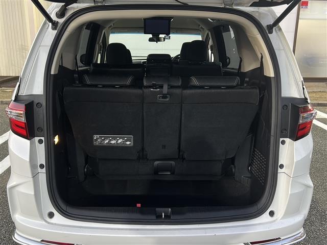 オデッセイ アブソルート（24枚目）