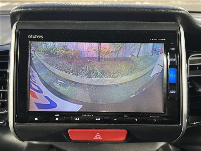 N-BOXカスタム G・ターボLパッケージ ☆純正ナビ(地図SDカードなし)☆両側パワースライドドア☆バックカメラ☆クルーズコントロール☆ステアリングスイッチ☆パドルシフト☆スマートキー☆純正アルミホイール☆プッシュスタート(7枚目)