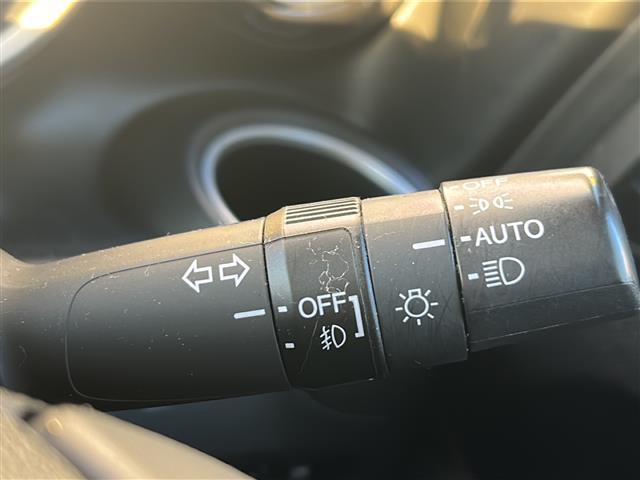 N-BOXカスタム G SSパッケージ ☆純正ギャザーズナビ☆バックカメラ☆ワンセグテレビ☆前席シートヒーター☆両側パワースライドドア☆ETC☆スマートキー☆オートライト☆純正フロアマット☆LEDフォグライト(11枚目)