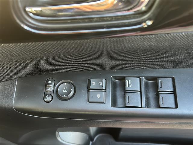 N-BOXカスタム G SSパッケージ ☆純正ギャザーズナビ☆バックカメラ☆ワンセグテレビ☆前席シートヒーター☆両側パワースライドドア☆ETC☆スマートキー☆オートライト☆純正フロアマット☆LEDフォグライト(17枚目)