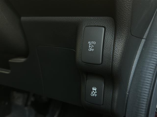 N-BOXカスタム G SSパッケージ ☆純正ギャザーズナビ☆バックカメラ☆ワンセグテレビ☆前席シートヒーター☆両側パワースライドドア☆ETC☆スマートキー☆オートライト☆純正フロアマット☆LEDフォグライト(18枚目)