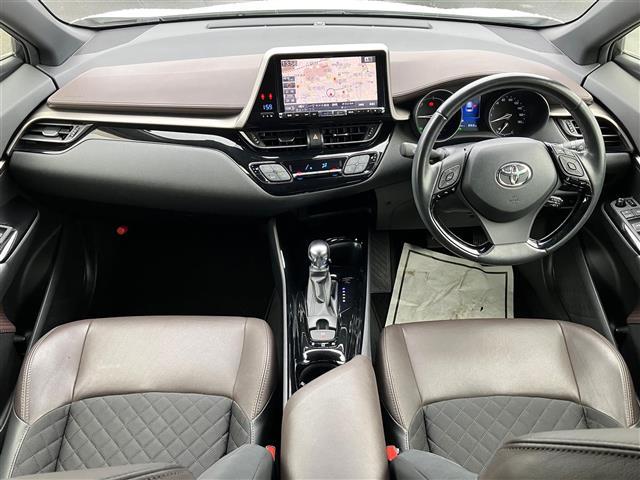 C-HR G フルモデリスタエアロ/ALPINE製9インチナビ/バックカメラ/レーダークルーズコントロール/ETC/シートヒーター/コーナーセンサー前後/レーンキープアシスト/HDMI接続/BSM/LEDライト(2枚目)