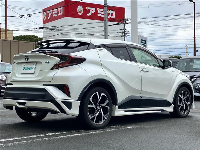 C-HR G フルモデリスタエアロ/ALPINE製9インチナビ/バックカメラ/レーダークルーズコントロール/ETC/シートヒーター/コーナーセンサー前後/レーンキープアシスト/HDMI接続/BSM/LEDライト(5枚目)