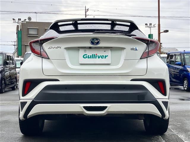 C-HR G フルモデリスタエアロ/ALPINE製9インチナビ/バックカメラ/レーダークルーズコントロール/ETC/シートヒーター/コーナーセンサー前後/レーンキープアシスト/HDMI接続/BSM/LEDライト(7枚目)