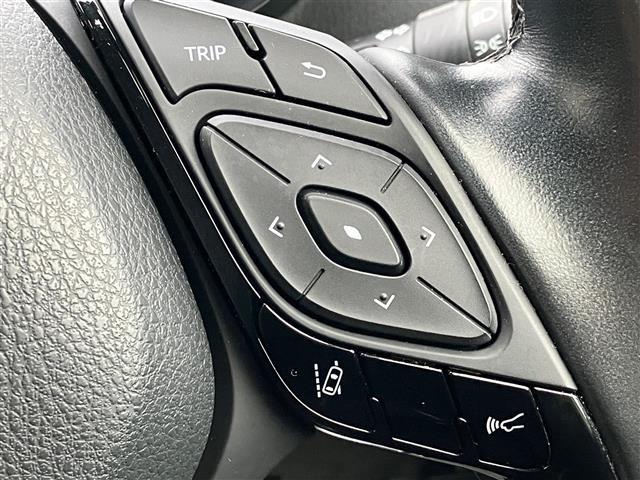 C-HR G フルモデリスタエアロ/ALPINE製9インチナビ/バックカメラ/レーダークルーズコントロール/ETC/シートヒーター/コーナーセンサー前後/レーンキープアシスト/HDMI接続/BSM/LEDライト(15枚目)