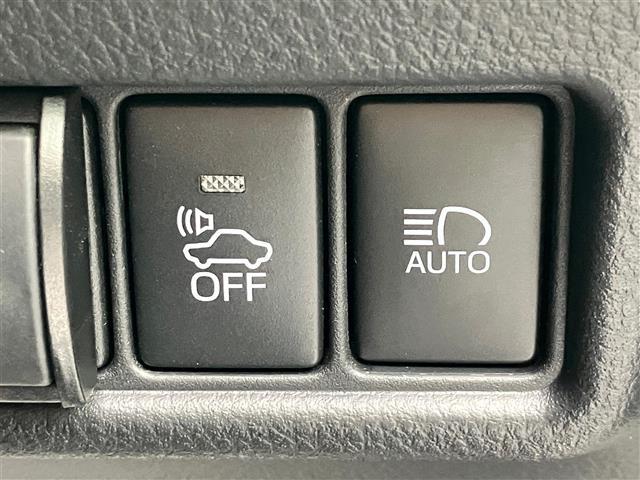 C-HR G フルモデリスタエアロ/ALPINE製9インチナビ/バックカメラ/レーダークルーズコントロール/ETC/シートヒーター/コーナーセンサー前後/レーンキープアシスト/HDMI接続/BSM/LEDライト(20枚目)