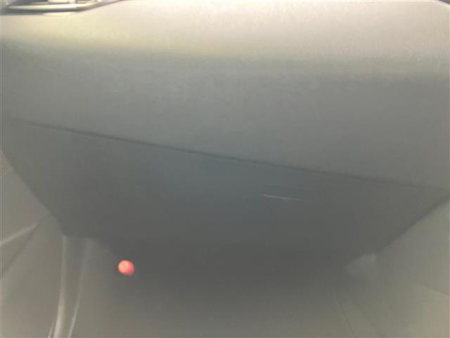 C-HR G フルモデリスタエアロ/ALPINE製9インチナビ/バックカメラ/レーダークルーズコントロール/ETC/シートヒーター/コーナーセンサー前後/レーンキープアシスト/HDMI接続/BSM/LEDライト(32枚目)