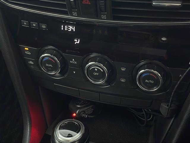 アテンザワゴン XD ディスチャージパッケージ/純正ナビ/フルセグTV/DVD/CD/Bluetooth/バックカメラ/純正フリップダウンモニター/純正19インチアルミホイール/スマートシティブレーキサポート(13枚目)