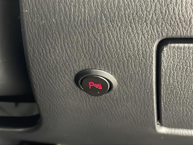 アテンザワゴン XD ディスチャージパッケージ/純正ナビ/フルセグTV/DVD/CD/Bluetooth/バックカメラ/純正フリップダウンモニター/純正19インチアルミホイール/スマートシティブレーキサポート(17枚目)