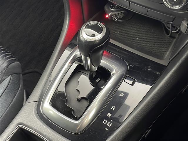 アテンザワゴン XD ディスチャージパッケージ/純正ナビ/フルセグTV/DVD/CD/Bluetooth/バックカメラ/純正フリップダウンモニター/純正19インチアルミホイール/スマートシティブレーキサポート(19枚目)