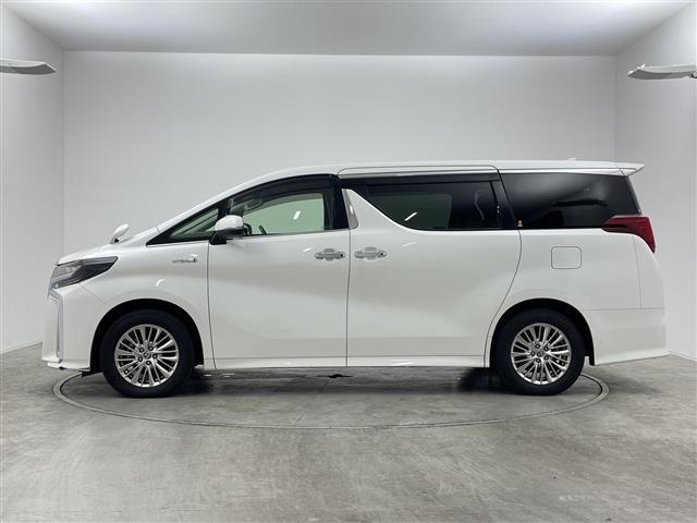 アルファードハイブリッド ＳＲ　Ｃパッケージ　純正９型ナビ　純正１２．１型ナビ　ツインムーンルーフ　ブラインドスポットモニター　デジタルインナーミラー　アダプティブクルーズコントロール　パワーバックドア　シートベンチレーション　ＥＴＣ　禁煙車（19枚目）