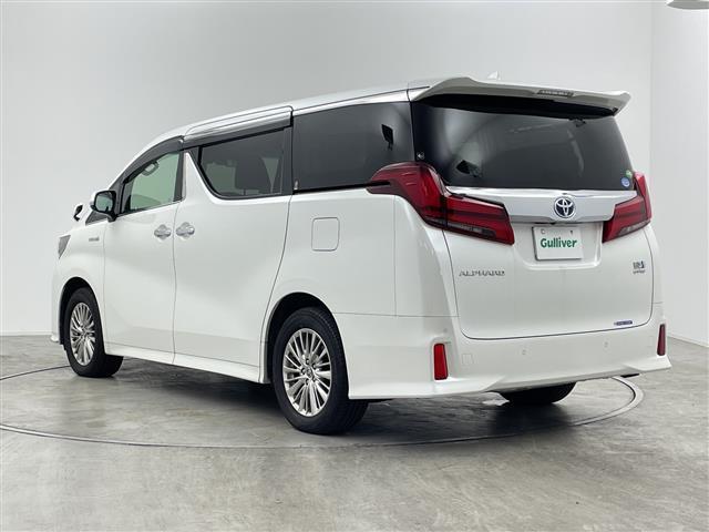 アルファードハイブリッド ＳＲ　Ｃパッケージ　純正９型ナビ　純正１２．１型ナビ　ツインムーンルーフ　ブラインドスポットモニター　デジタルインナーミラー　アダプティブクルーズコントロール　パワーバックドア　シートベンチレーション　ＥＴＣ　禁煙車（20枚目）