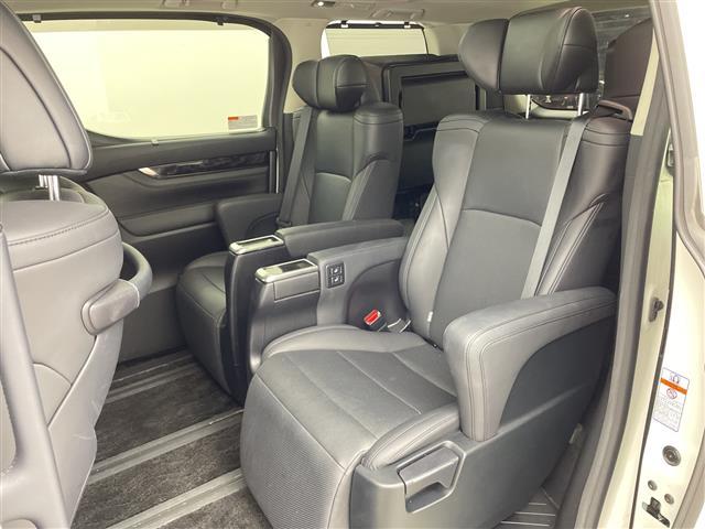 アルファードハイブリッド ＳＲ　Ｃパッケージ　純正９型ナビ　純正１２．１型ナビ　ツインムーンルーフ　ブラインドスポットモニター　デジタルインナーミラー　アダプティブクルーズコントロール　パワーバックドア　シートベンチレーション　ＥＴＣ　禁煙車（33枚目）