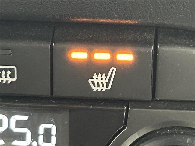 ＣＸ－５ ＸＤ　ブラックトーンエディション　サンルーフ　ＢＯＳＥサウンド　３６０度ビューモニター　シートヒーター　純正ナビ　ＥＴＣ　レーダークルーズコントロール　ＢＳＭ　ヘッドアップディスプレイ　ハーフレザーシート　パワーバックドア　ＬＥＤ（6枚目）