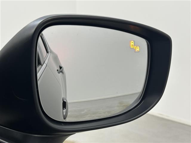 ＣＸ－５ ＸＤ　ブラックトーンエディション　サンルーフ　ＢＯＳＥサウンド　３６０度ビューモニター　シートヒーター　純正ナビ　ＥＴＣ　レーダークルーズコントロール　ＢＳＭ　ヘッドアップディスプレイ　ハーフレザーシート　パワーバックドア　ＬＥＤ（26枚目）