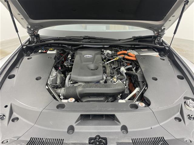 クラウンハイブリッド Ｓ　純正１２．３インチナビ　バックカメラ　ハーフレザーシート　パワーシート　シートヒーター　ステアリングヒーター　ビルトインＥＴＣ　ドライブレコーダー　トヨタセーフティーセンス　追従クルコン　ＢＳＭ（20枚目）