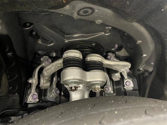 クラウンハイブリッド Ｓ　純正１２．３インチナビ　バックカメラ　ハーフレザーシート　パワーシート　シートヒーター　ステアリングヒーター　ビルトインＥＴＣ　ドライブレコーダー　トヨタセーフティーセンス　追従クルコン　ＢＳＭ（21枚目）