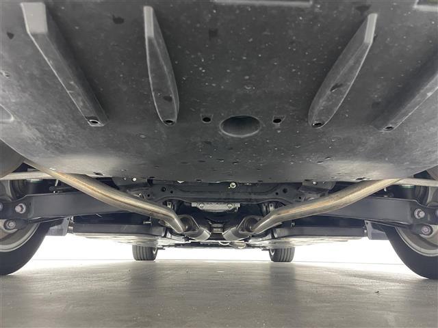 クラウンハイブリッド Ｓ　純正１２．３インチナビ　バックカメラ　ハーフレザーシート　パワーシート　シートヒーター　ステアリングヒーター　ビルトインＥＴＣ　ドライブレコーダー　トヨタセーフティーセンス　追従クルコン　ＢＳＭ（22枚目）