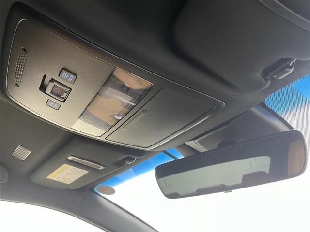 クラウンハイブリッド Ｓ　純正１２．３インチナビ　バックカメラ　ハーフレザーシート　パワーシート　シートヒーター　ステアリングヒーター　ビルトインＥＴＣ　ドライブレコーダー　トヨタセーフティーセンス　追従クルコン　ＢＳＭ（37枚目）