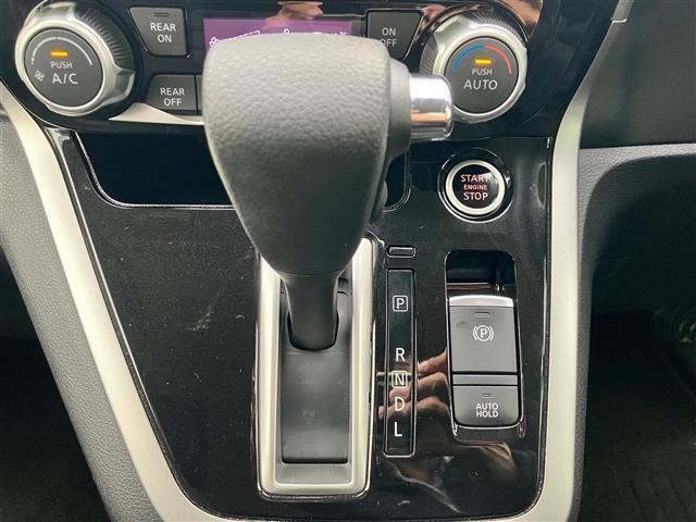 セレナ ハイウェイスター Vセレクション ALPINE製11型ナビ/全方位カメラ/プロパイロット/ドライブレコーダー/ETC/パーキングアシスト/レーンキープアシスト/デジタルインナーミラー/オートライト/衝突軽減システム/両側電動ドア(29枚目)