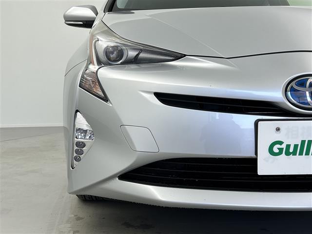 プリウス S 純正ナビ フルセグ CD DVD BT MSV バックカメラ ビルトインETC プリクラッシュセーフティー LDA レーダークルーズコントロール ふらつき検知機能 LEDヘッドライト オートライト(19枚目)