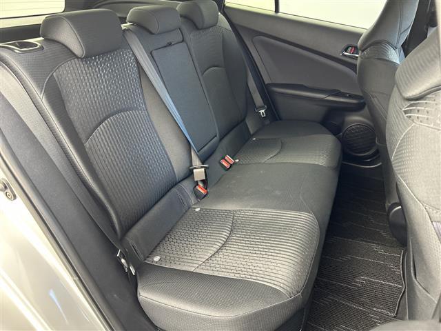 プリウス S 純正ナビ フルセグ CD DVD BT MSV バックカメラ ビルトインETC プリクラッシュセーフティー LDA レーダークルーズコントロール ふらつき検知機能 LEDヘッドライト オートライト(28枚目)