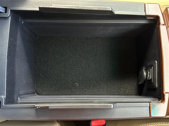 マークX プレミアム 純正オーディオ CD AUX FM AM ハーフレザーシート パワーシート シートヒーター クルーズコントロール MTモード付AT LEDヘッドライト オートライト フォグライト スマートキー(38枚目)