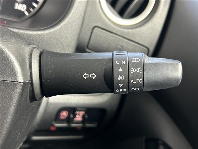 デイズルークス ハイウェイスター Xターボ 純正ナビ 全方位 ドラレコ BT 片パワ LED インテリジェントエマージェンシーブレーキ 横滑り防止機能 アイドリングストップ オートライト オートマチックハイビーム プッシュスタート スマートキー(10枚目)