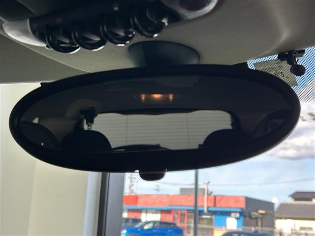 MINI クーパーSD クロスオーバー 社外SDナビ BT Bカメ LED ETC 純正AW DVD 横滑り防止機能 リモコンキー プッシュスタート サイドエアバッグ カーテンエアバッグ 社外フロアマット オートライト スペアキー1本(5枚目)