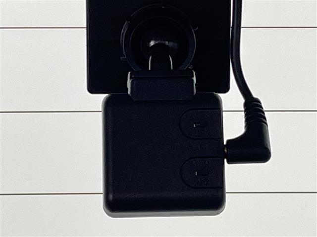 ルーミー カスタムG 純正9インチメモリナビ フルセグTV Bluetooth DVD TVキャンセラー バックカメラ スマートアシスト3 衝突軽減ブレーキ 車線逸脱警報 レーダークルーズコントロール 両側パワースライドド(38枚目)