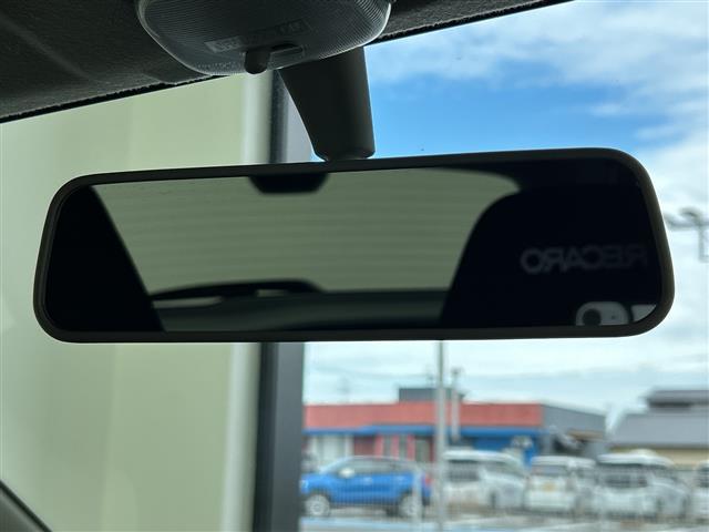 アルトワークス ベースグレード クラリオンオーディオ CD AUX FM AM RECARO セミバケットシート 社外マフラー RSRダウンサス 5MT 電動格納ミラー スマートキー プッシュスタート HIDヘッド オートライト(3枚目)