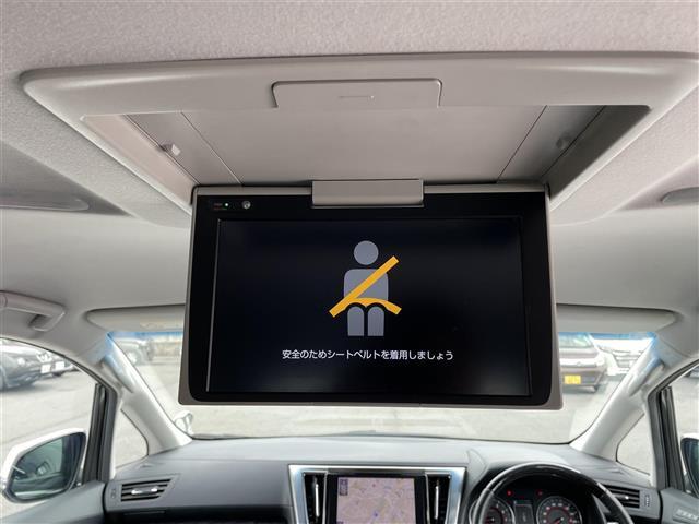 アルファード ２．５Ｓ　Ｃパッケージ　純正９型ナビ／ＣＤ／ＤＶＤ／Ｂｌｕｅｔｏｏｔｈ／フルセグＴＶ／バックカメラ／フリップダウンモニター／ＥＴＣ／ドラレコ／レーダークルーズコントロール／ハンドルヒーター／エアーシート（6枚目）